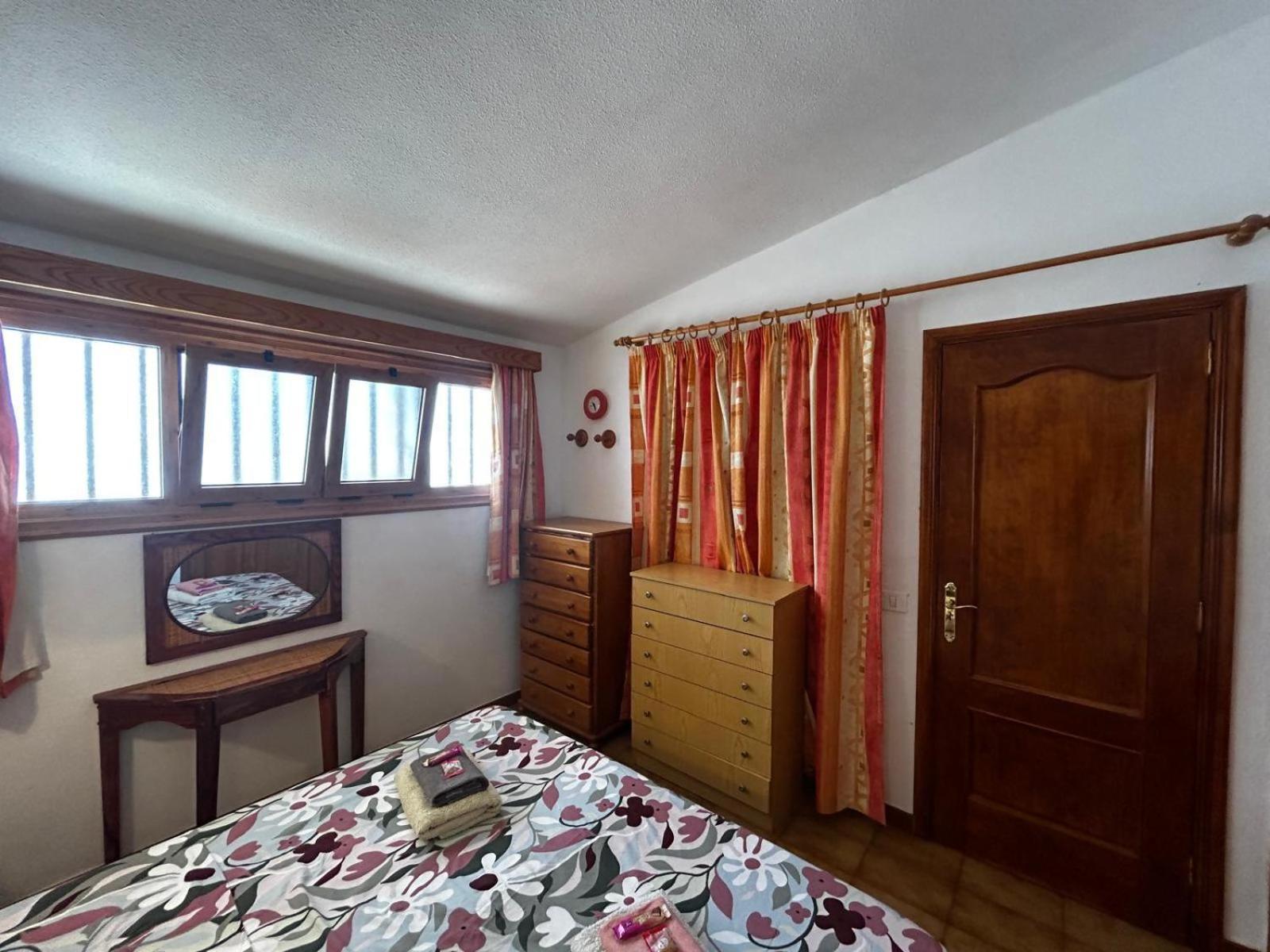 Vista Mar Y Piscina Climatizada Lejlighed Arona  Eksteriør billede